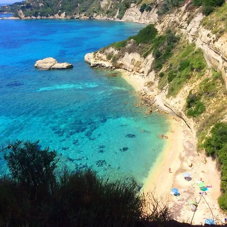 Spacious 1 Bedroom 2 Km To Pessada *