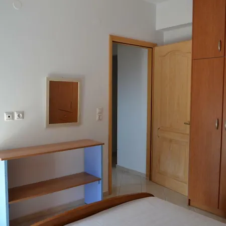 Spacious 1 Bedroom 2 Km To Pessada * Dhorizáta