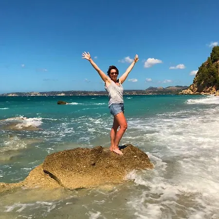 Spacious 1 Bedroom 2 Km To Pessada Dhorizáta